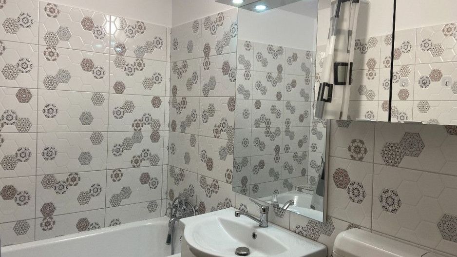 De inchiriat apartament 2 camere - Poză 11
