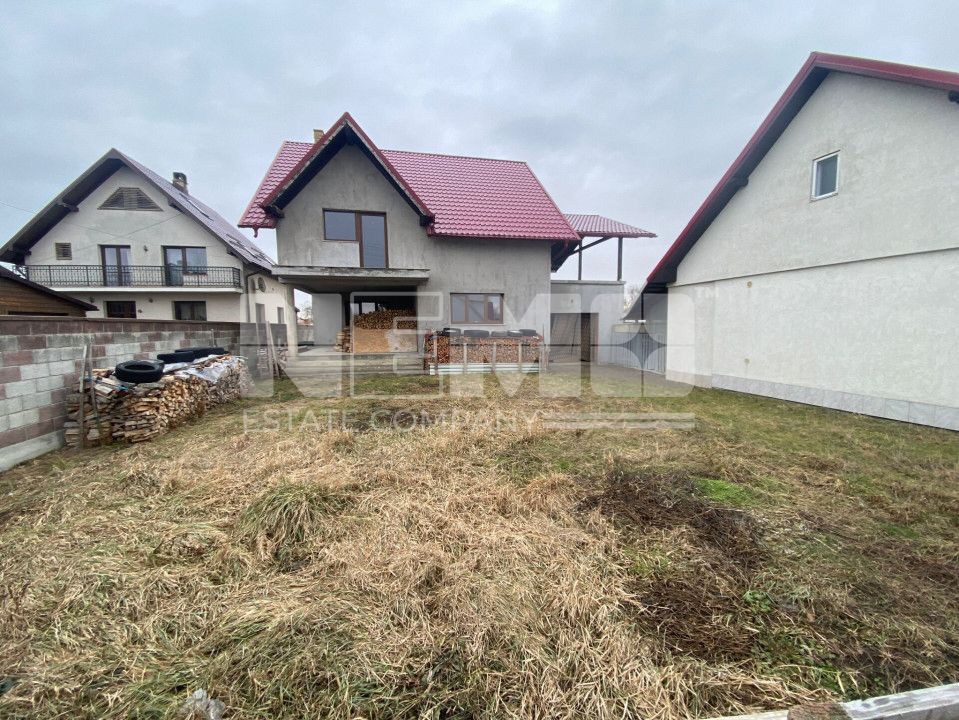 Casa de vanzare- Strada Alexandru Vlahuta - Poză 1
