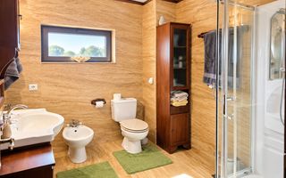 CASĂ DE VÂNZARE 5 CAMERE, GARAJ ÎNCĂLZIT, 2 BĂI, ZONA TILIȘCA SIBIU - Poză 6