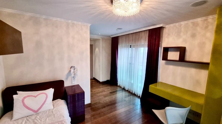 PENTHOUSE CU VEDERE PANORAMICA 258mp|| TERASE 215 MP || 3 LOCURI DE PARCARE - Poză 20