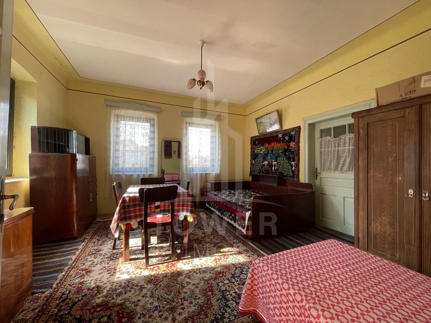 Casă individuală | 2 corpuri | Șură și anexe | teren 1460 mp – Porumbacu De Jos - Poză 5