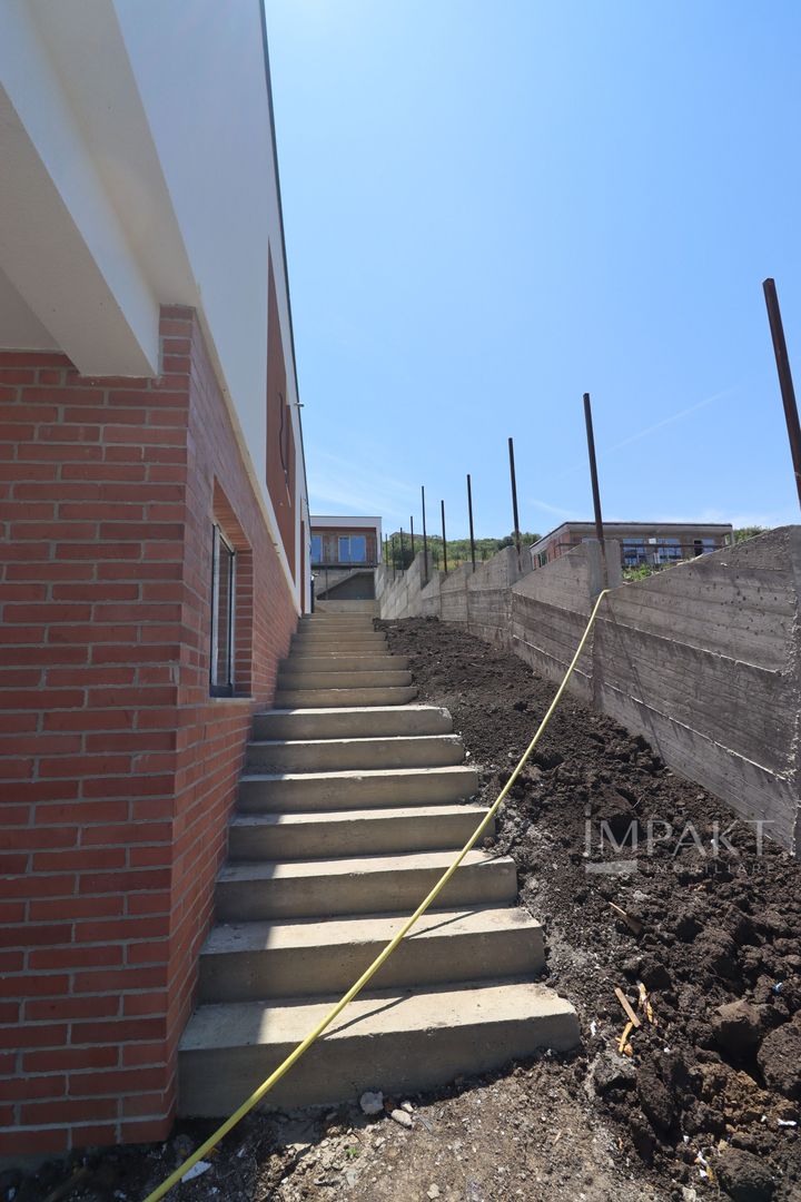 Casa individuala semifinisata, teren 600 mp, Chinteni! - Poză 21