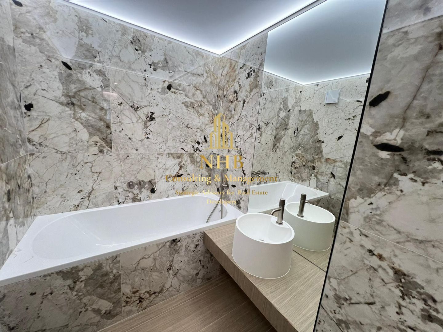 Apartament 3 camere- Cortina Erou Iancu Nicolae-PARCARE - Poză 21