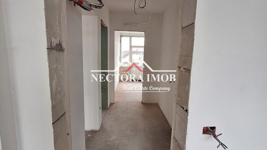 NECTORA IMOB-Proprietate speciala 6 apartamente Zona Centrala 1000mp - Poză 3