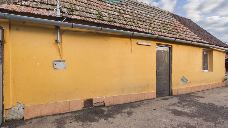 Casă 70mp + Hală 100mp, Str. Navigatorilor, Oradea - Poză 2