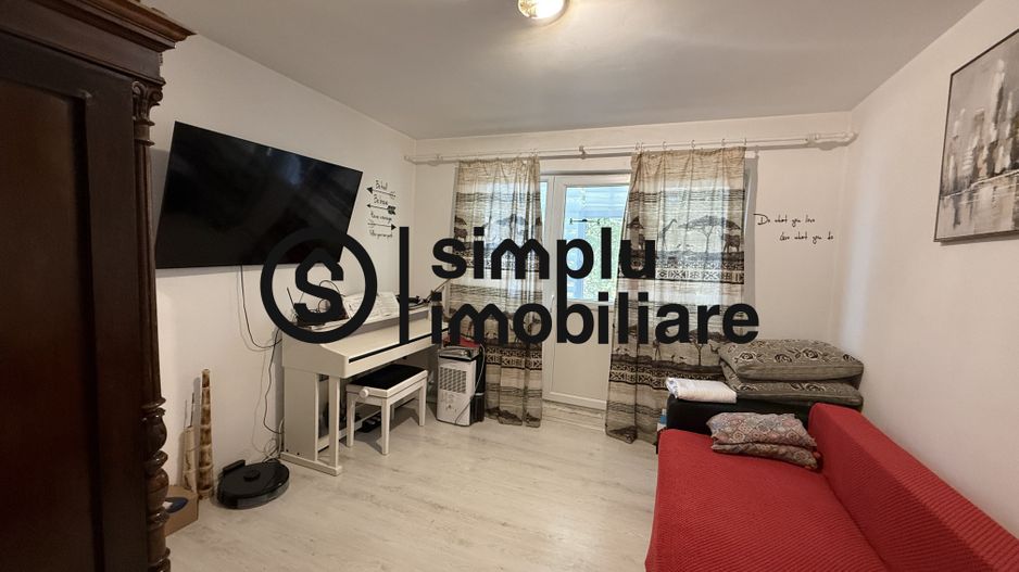 Apartament 3 camere Rovine et 2/4 - Poză 3