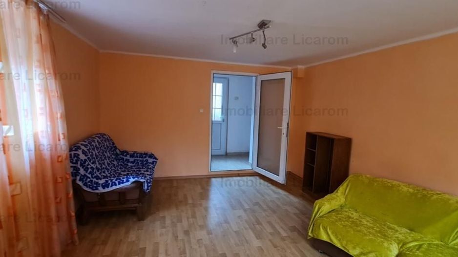 Casa individuala cu 2 apartamente, 6 camere,teren 403 mp,ASTRA. - Poză 3