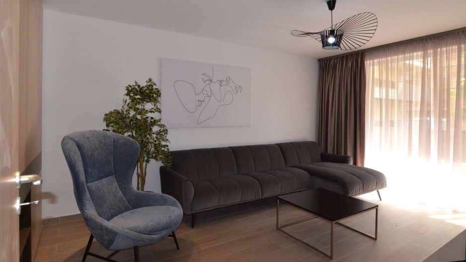 Inchiriere 2 camere cu parcare subterana URBAN PLAZA - Poză 2