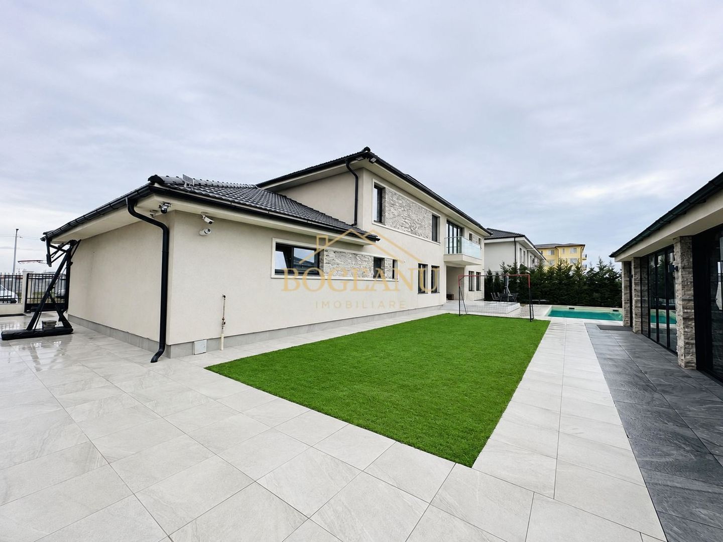 BG03-Vila de Lux 7 camere,Piscina,Panouri,Asfalt-COMISION 0% CHISODA - Poză 25