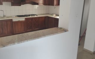 Vila spatioasa de vanzare in Pipera - Poză 3