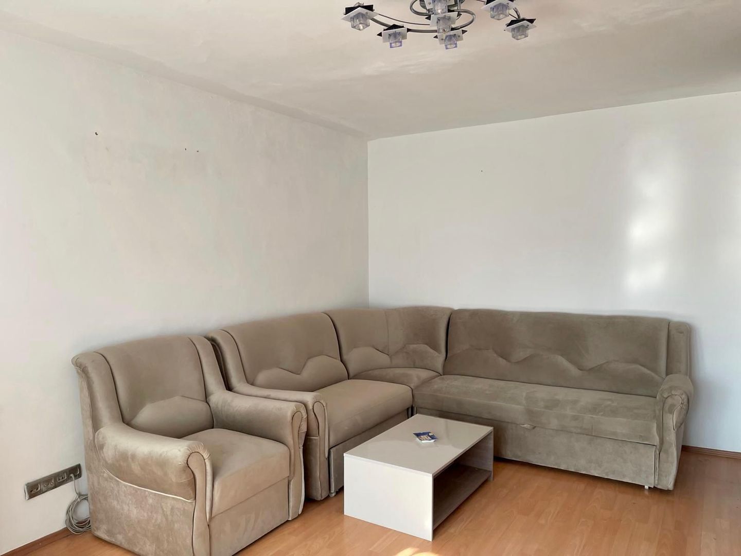 GARSONIERA la Mall Vitan, 39 mp, et 4, renovata, mobilata nou - Poză 4