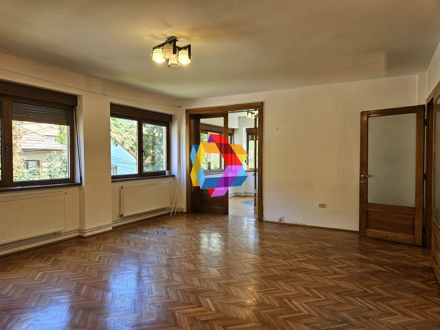 Casa deosebita 6 camere de vânzare, Central, Brașov,  210 mp, Plus-imo.ro - Poză 12