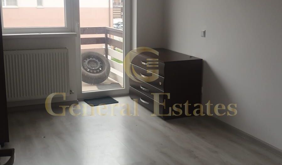 Ap. 3 camere etaj 1 cu parcare - Poză 5