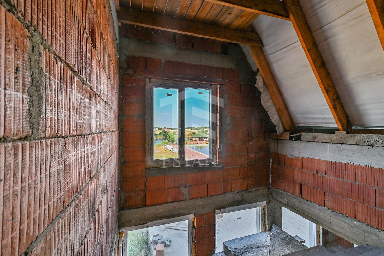 Sala de evenimente cu  piscina si foisor Biled COMISION 0 % CUMPARATOR - Poză 37