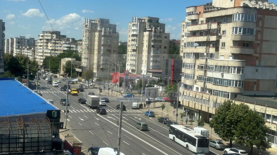 Apartament 3 camere, decomandat – Pacurari ,81 mp, 145000 € - Poză 4