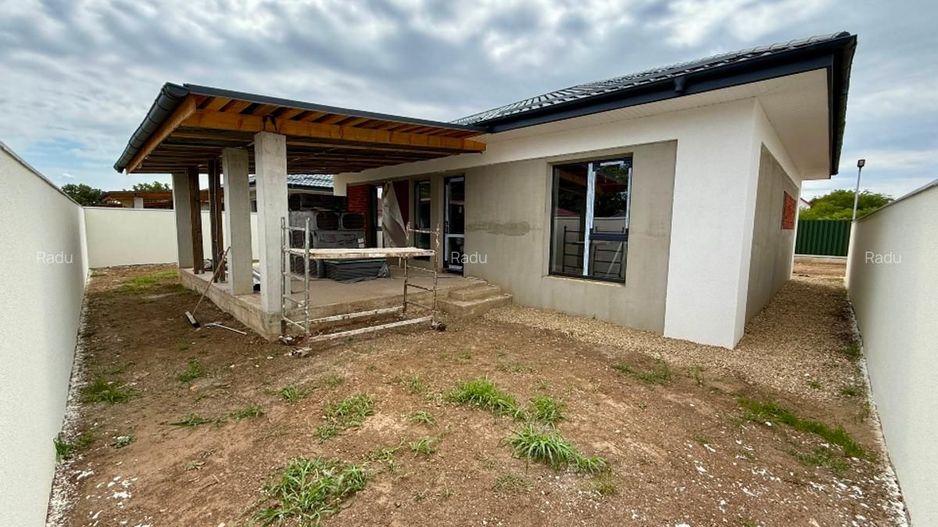 Case individuale, parter + pod, 135 mp utili, teren 400 mp - Poză 5