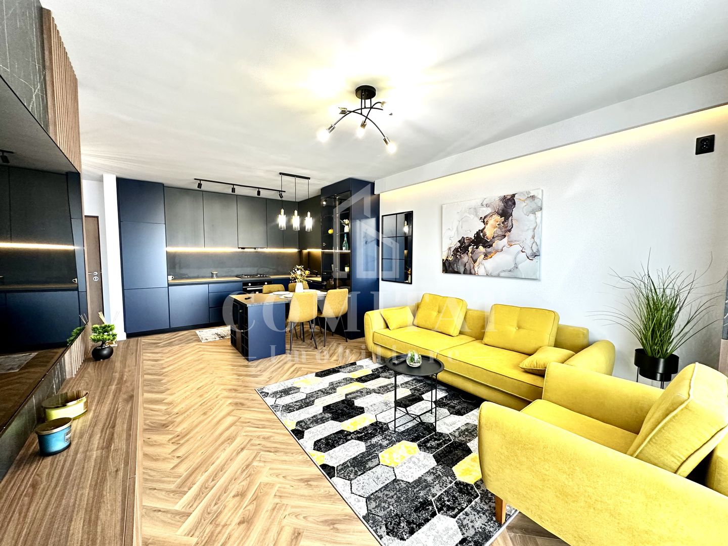 Apartament ultrafinisat | Etaj intermediar | Zona Eroilor-Floresti - Poză 2