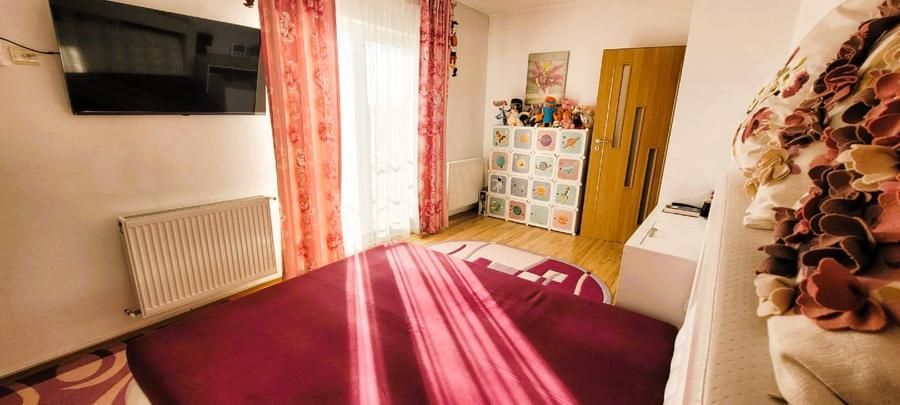 Casă Cocheta si Eficienta 4 Camere Domnești - Poză 9
