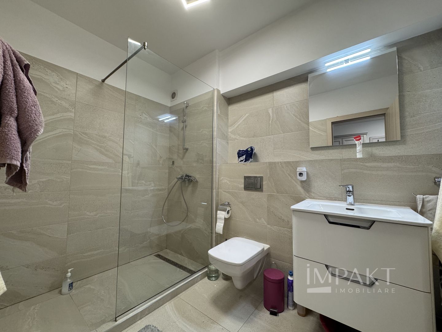 Apartament 2 camere modern zona iris cu parcare de închiriat - Poză 11