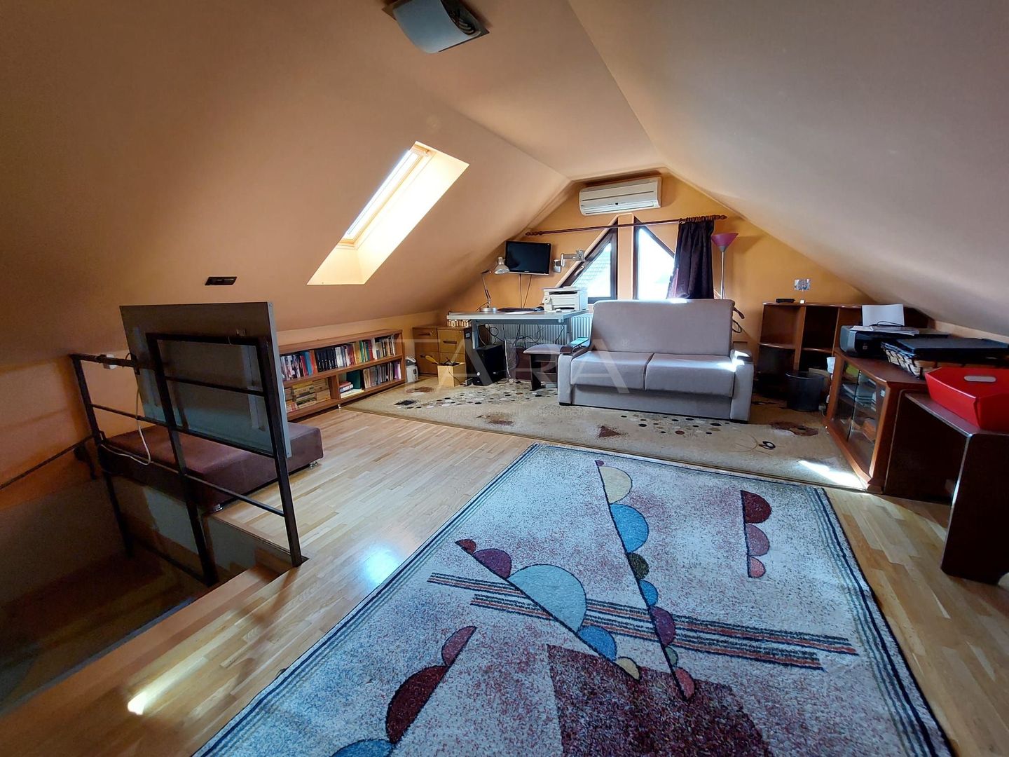 Casa visurilor tale în Florești, in aproprierea strazii Avram Iancu. - Poză 27