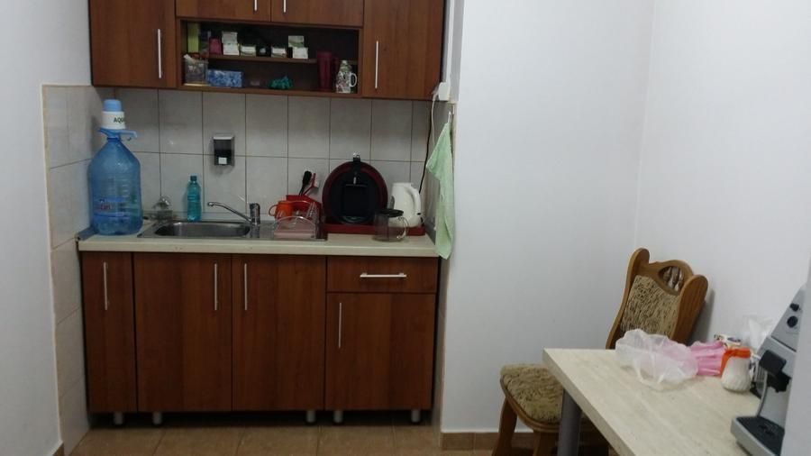 Vand apartament tip mansarda pe Ady Endre 2 camere living mare bucatarie si baie - Poză 4