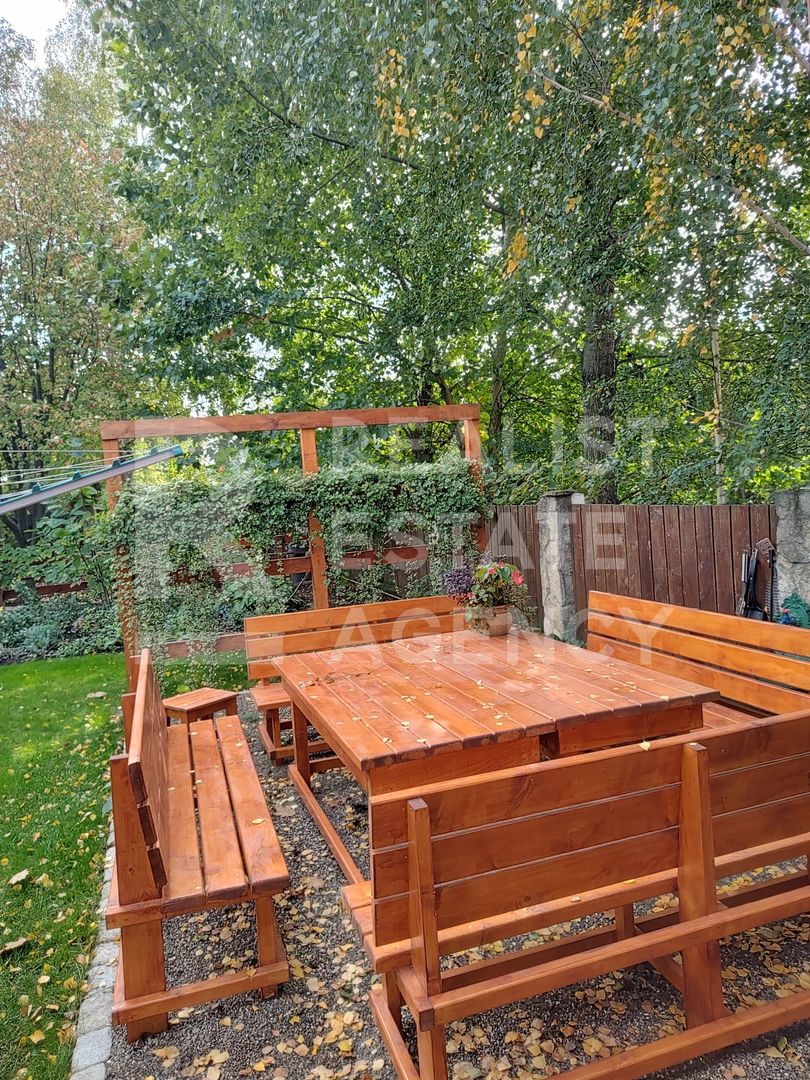 Vilă individuală 430 mp utili, teren 2.000 mp, panouri solare - Poză 22