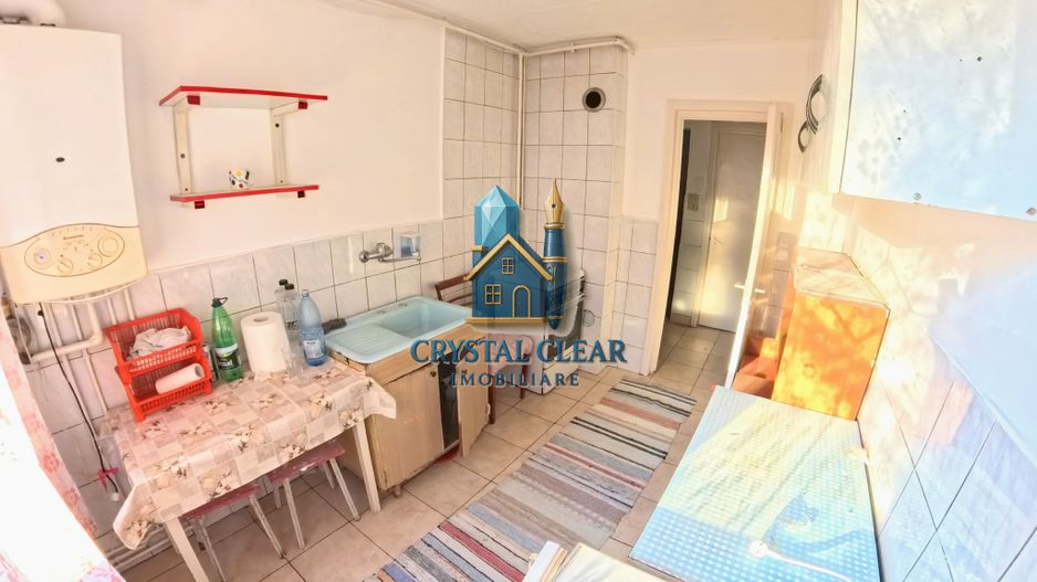 Apartament 2 camere, cartierul Aleea Carpați, zona Darina - Poză 7