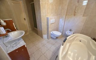 Chirie, apartament, 3 camere, Strada Nicolae Costin, Buiucani - Poză 4