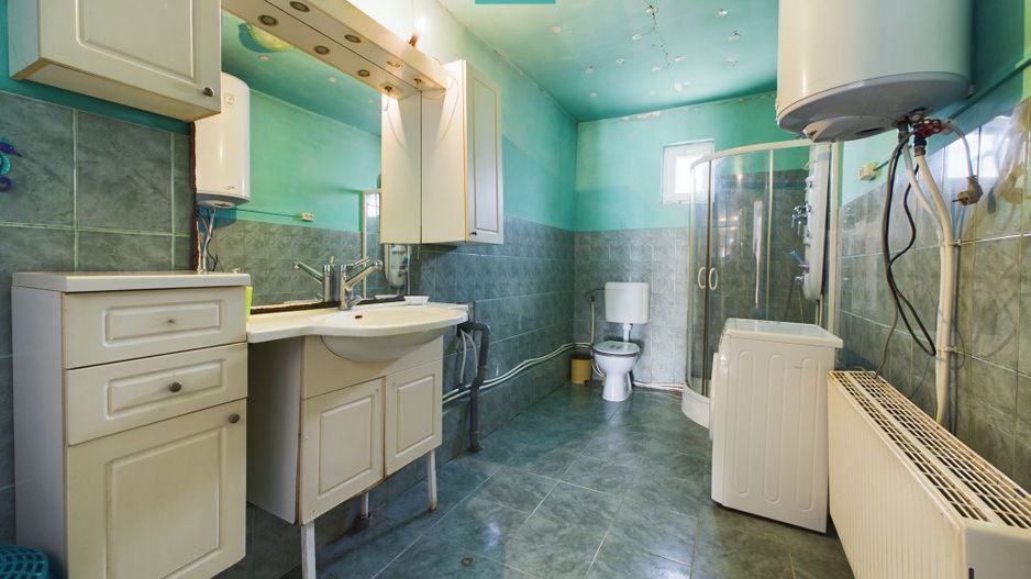 Casă deosebită în Galșa - Șiria - Poză 15