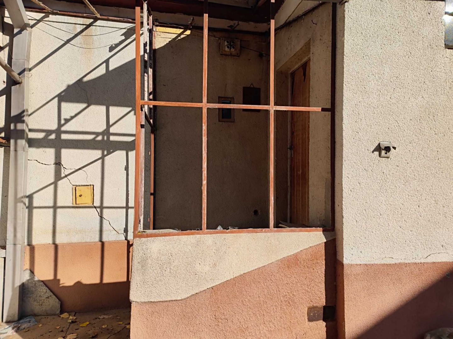 Casa de vanzare pe un nivel - Poză 3