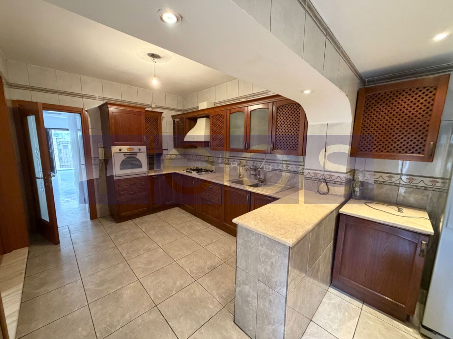 VANZARE VILA | 5 CAMERE | CURTE SUPERBA | ZONA FUNDENI - Poză 6