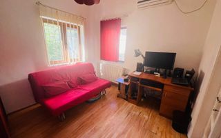 Apartament cochet cu 2 camere și curte individuală – Str. Măcelari - Poză 4