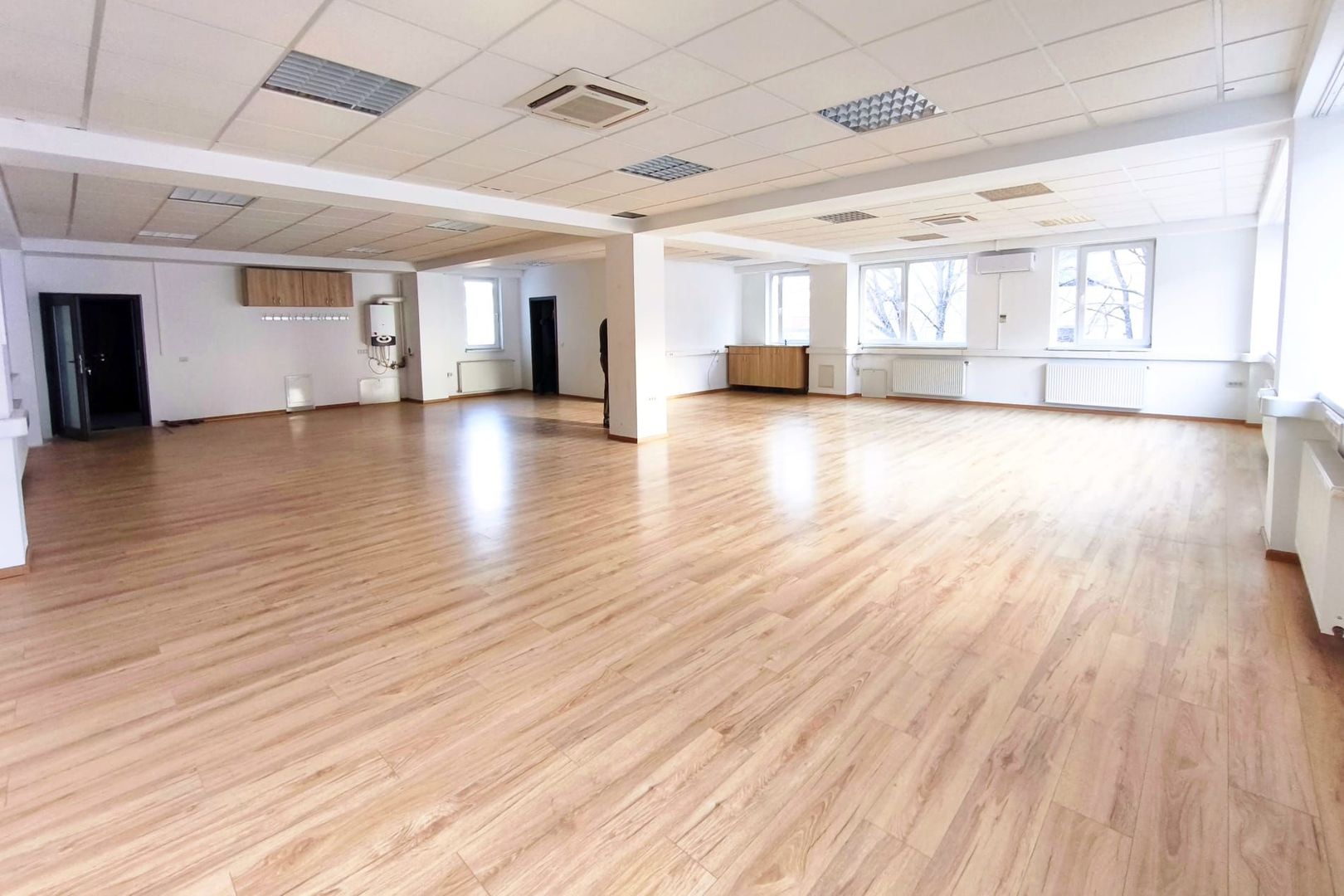 Spatiu birouri de inchiriat 140mp, Bd. Liviu Rebreanu - Poză 4