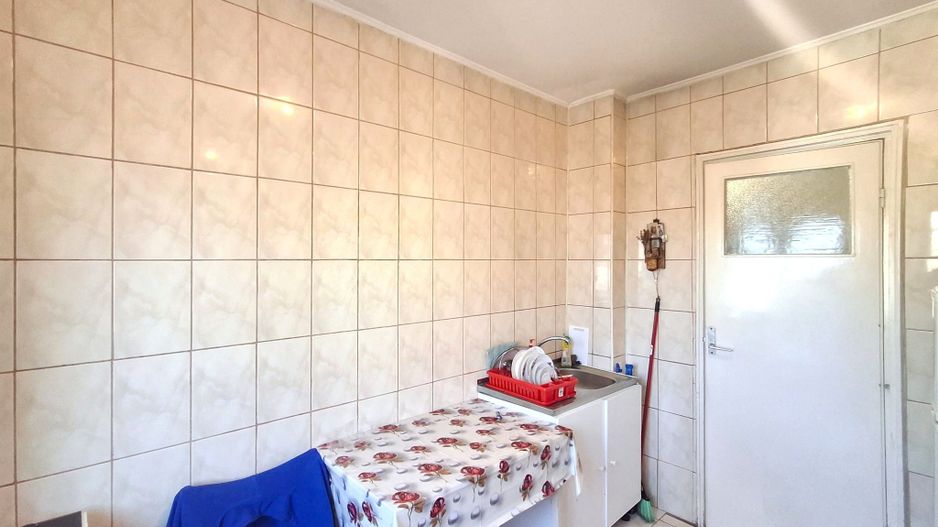 De Vanzare Apartament 2 Camere Pajura - Poză 7
