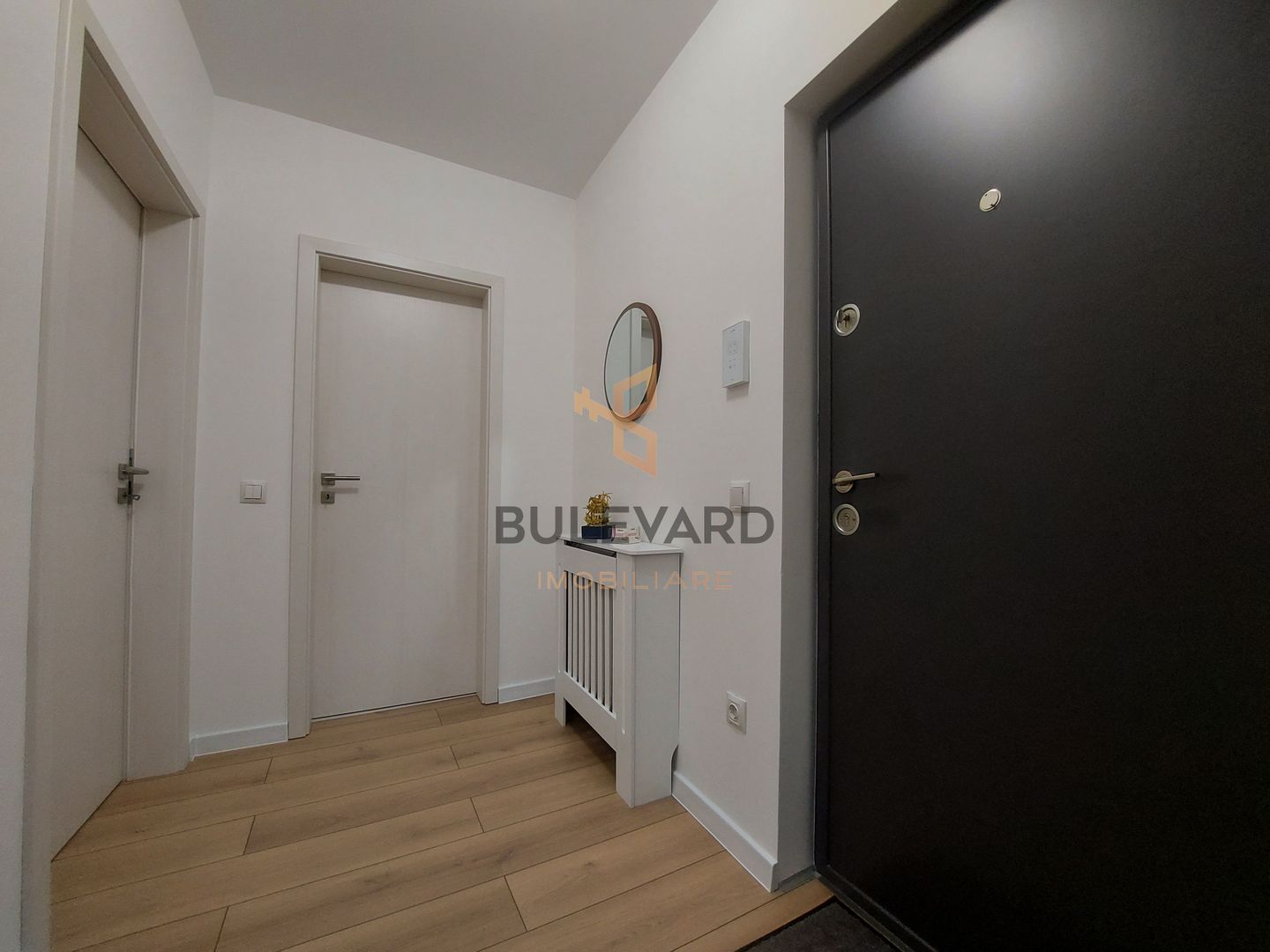 Apartament ultrafinisat+gradina de 50 mp+parcare! - Poză 10