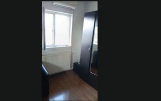 De vanzate - apartament 2 camera ( Mansarda) -zona Centrala - Poză 13