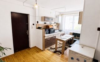 2 camere, ultracentral, posibilitate mansardare – zona Pressco - Poză 1