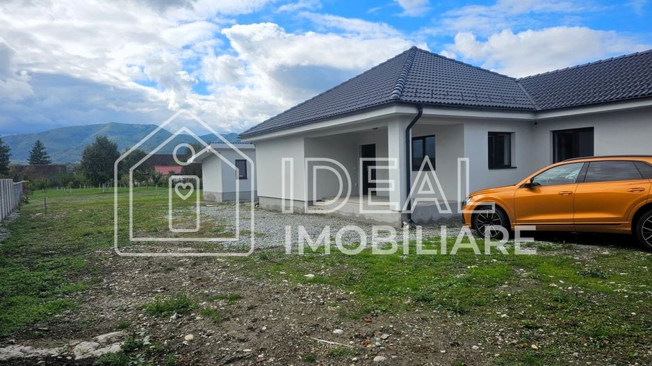 Casa Individuala pe un singur nivel cu 2200 mp de curte, in Săcel - Poză 3