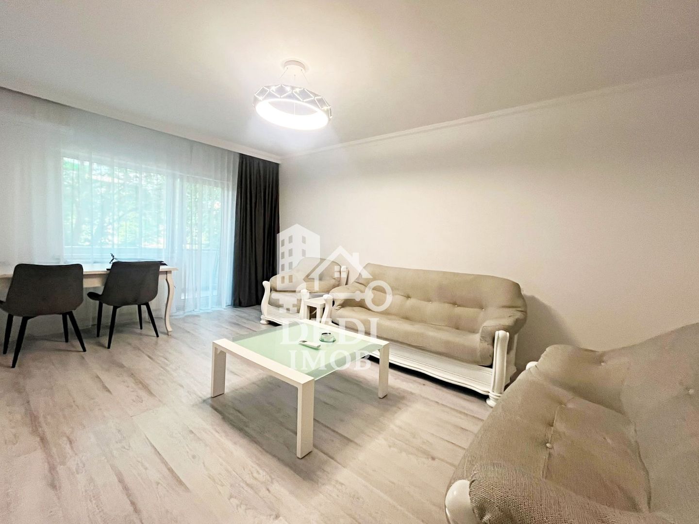 Apartament 3 camere de inchiriat in zona Decebal, Oradea - Poză 2
