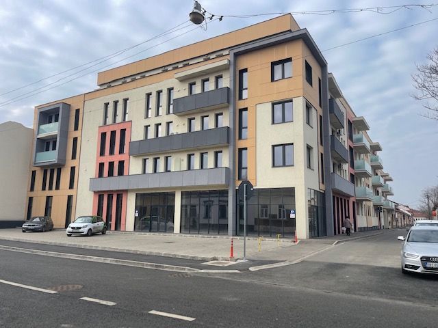 Apartament nou, ultracentral, 3 cam, 89,4 mp. 155 000 E (+TVA ). - Poză 3