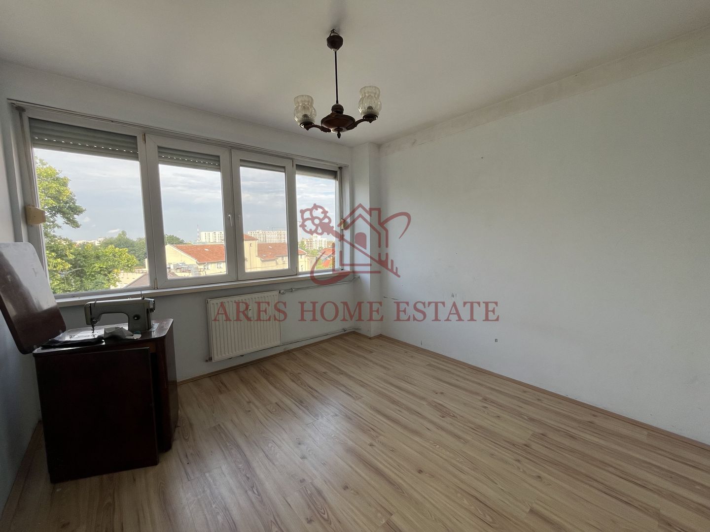 Apartament 3 camere, etaj intermediar – ultracentral, Piața Victoriei - Poză 1