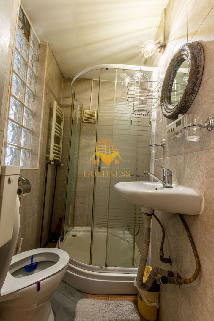 1 camera, curte, 42 mp, Andrei Muresanu, Zona Engels Bistro, Parcare - Poză 6