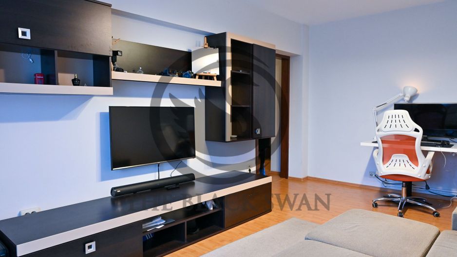Apartament cu 3 camere de vanzare | Centru, Ploiesti | Comision 0% - Poză 1