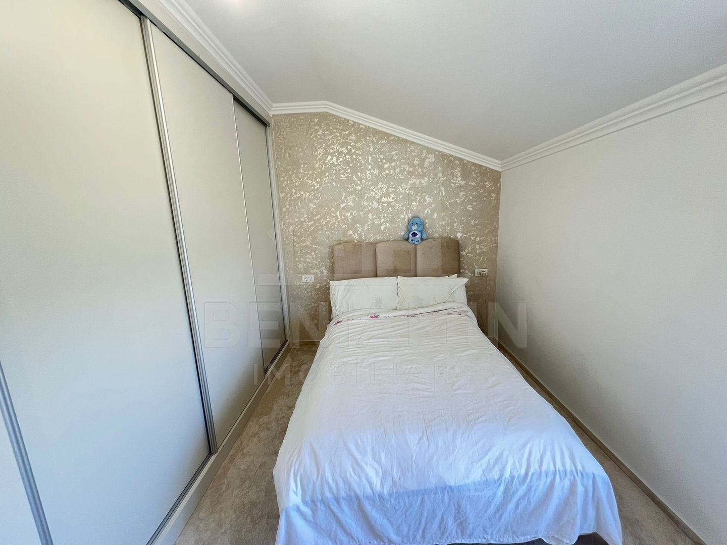 Casa-4-Camere-165mp-Utili-480mp-Garaj-Teren-Bartolomeu-Brasov - Poză 14