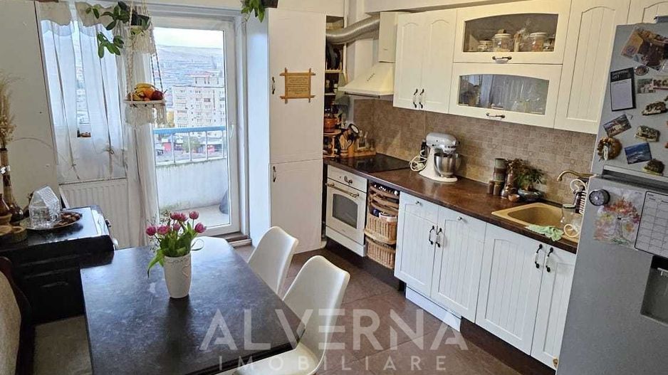 Apartament 3 camere decomandate 74mp balcon/terasa | parcare | Marasti - Poză 4