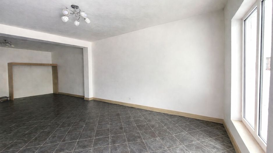 Spațiu comercial de Închiriere/Vânzare | 110 mp | Dornești - Poză 2