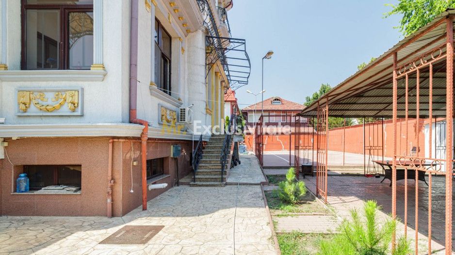 Locuință spectaculoasă cu potențial de business – 730 mp, sector 2 - Poză 21