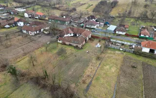Casă impresionantă, cu anexe în Dezna-Moneasa! - Poză 39