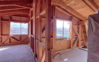 Casa moderna la rosu in Cristian - Poză 7