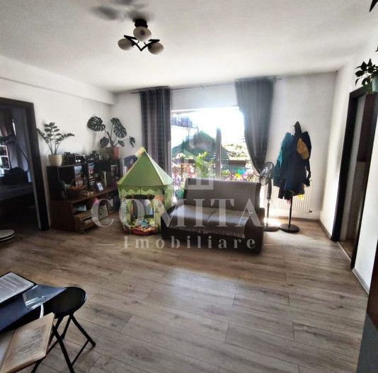 Apartament 3 camere | etaj intermediar | Zona Teilor - Poză 1